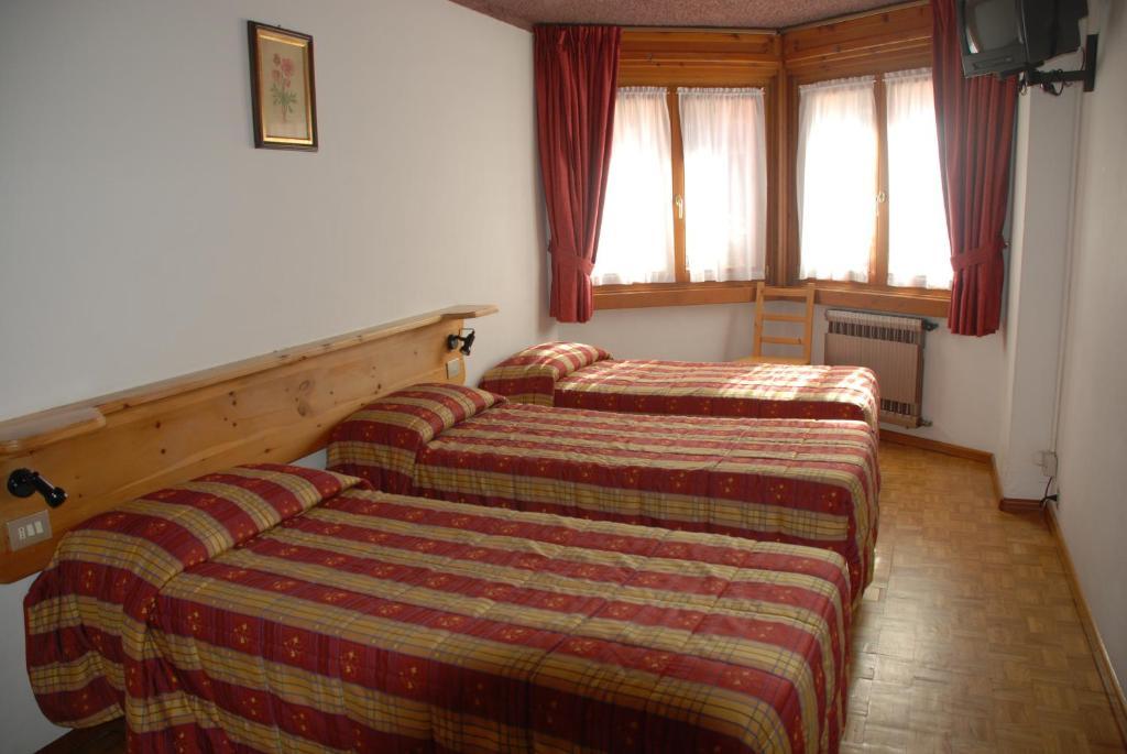 Park Hotel Santa Caterina Valfurva Quarto foto